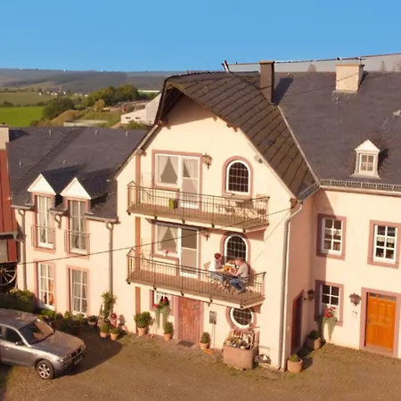 Mayischhof - Und Ruhe In Der Eifel