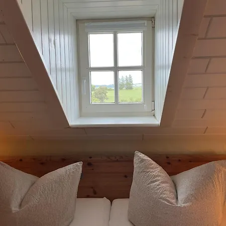 Mayischhof - Und Ruhe In Der Eifel *
